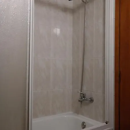 Bangalo In Serra Da Estrela *